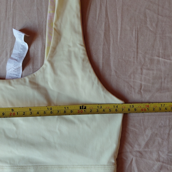 FABLETICS SIZE M , REVERSIBLE MIDI SPORT BRA . - Picture 11 of 12